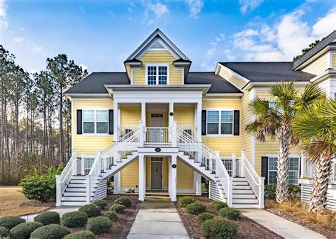 300 Golan Cir Unit B, Myrtle Beach, SC 29579 is for sale. View 36 photos of this 3 bed, 3 bath, 1831 sqft. condo with a list price of $315000.